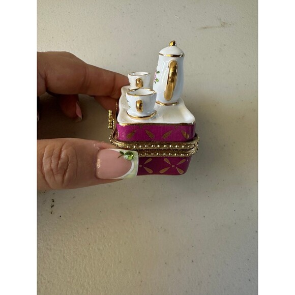 New Siu Ming Pink Tea Cup Porcelain Jewelry Keepsake Hinged Trinket Box - Picture 3 of 7